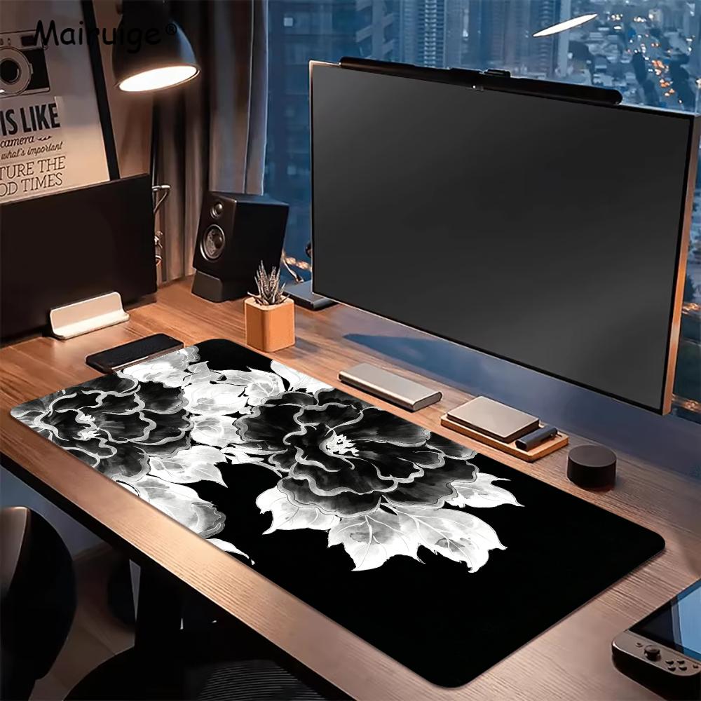 Black and White Ink Dyed Peony - Desk Setup Black And White 评论和价格